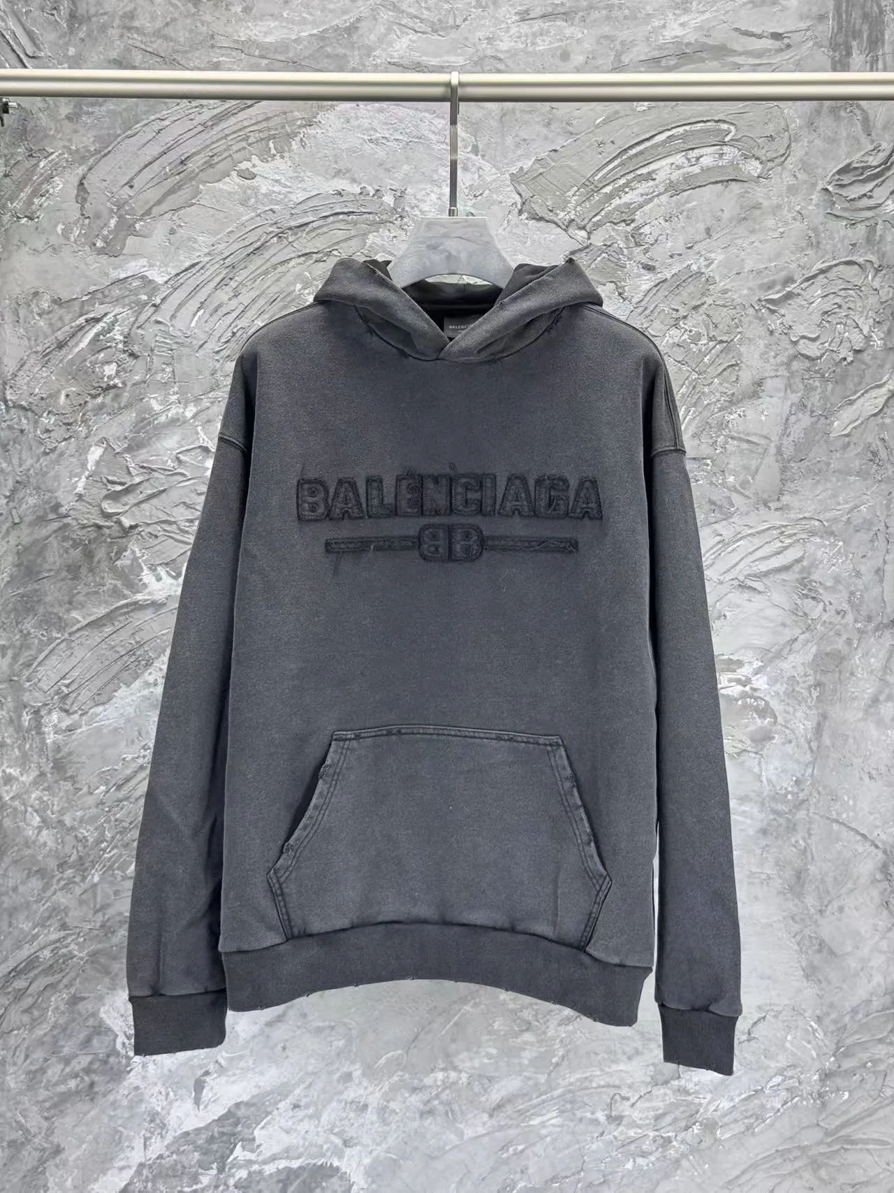BALENCI*GA New Arrival LOGO . Classic LOGO . . . . . 460g Same Style -Color： -SIZE：Xs S M L 8960#